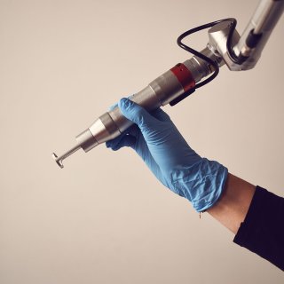 Détatouage laser picoseconde